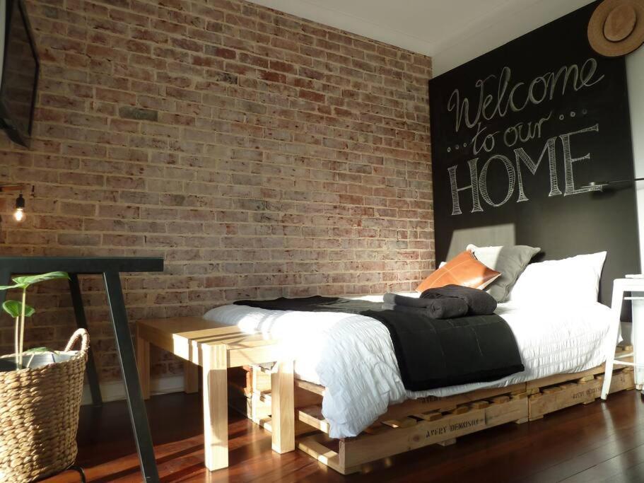 Studio A - Small Gem On The Busy Road Perth Luaran gambar